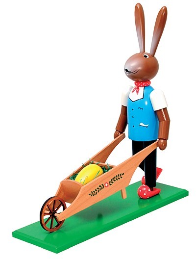 Osterhase mit Schubkarre