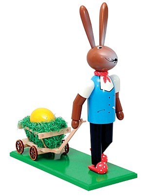 Osterhase mit Handwagen