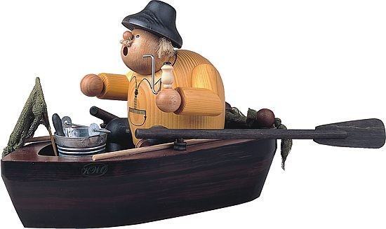 Kantenhocker Angler im Boot