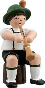 Bayernmusikant mit Schalmei Bayernmusikant mit Schalmei