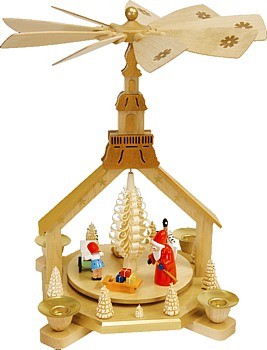 Weihnachtspyramide Kirche, Bescherung Weihnachtspyramide Kirche, Bescherung