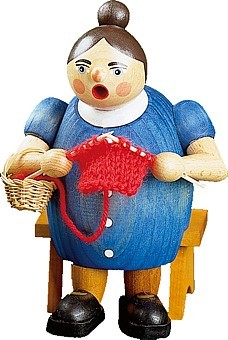 Räucherfrau strickend Räucherfrau strickend