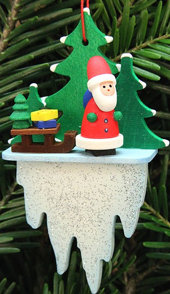Baumbehang Weihnachtsmann mit Schlitten auf Eiszapfen Baumbehang Weihnachtsmann mit Schlitten auf Eiszapfen
