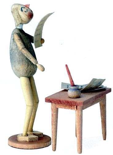 Holzfigur Bürokrat Holzfigur Bürokrat