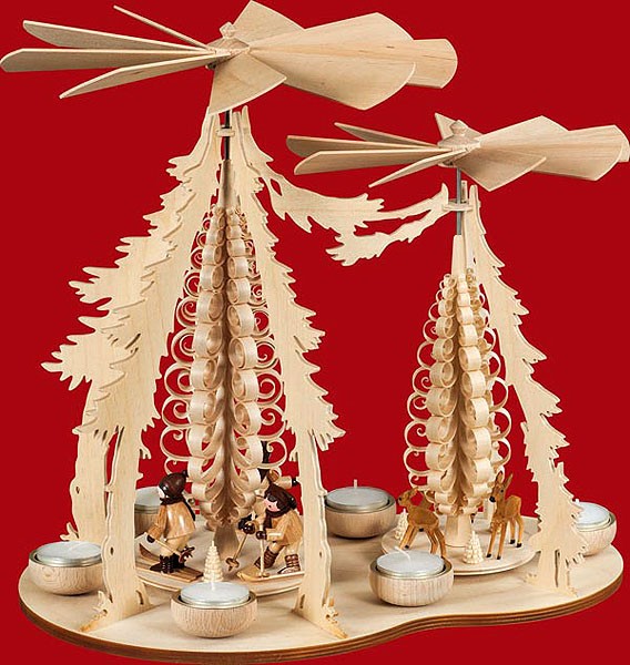 Teelichtpyramide Skifahrer Teelichtpyramide Skifahrer