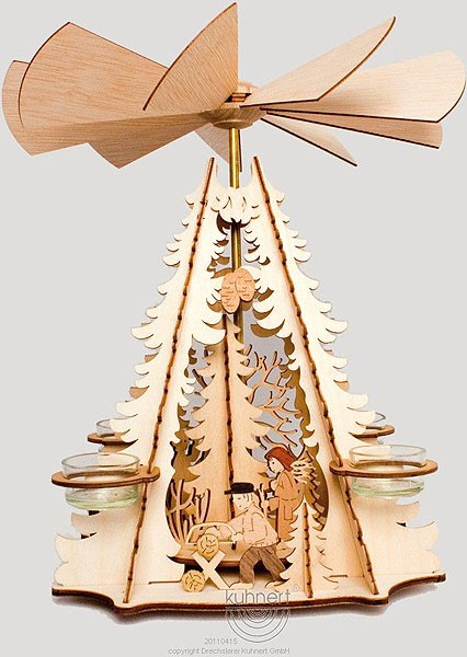 Teelichtpyramide Waldmotiv Teelichtpyramide Waldmotiv