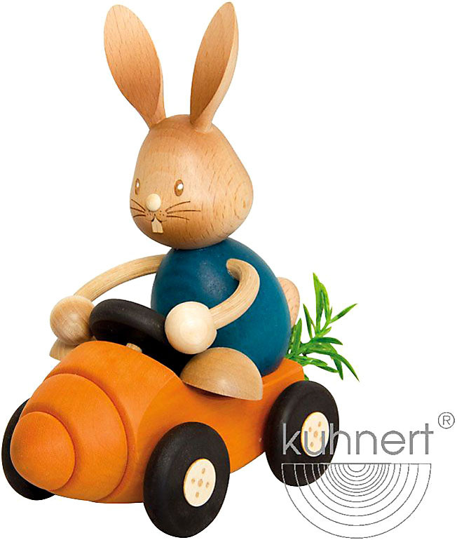 Stupsi Hase im Möhrenflitzer Stupsi Hase im Möhrenflitzer