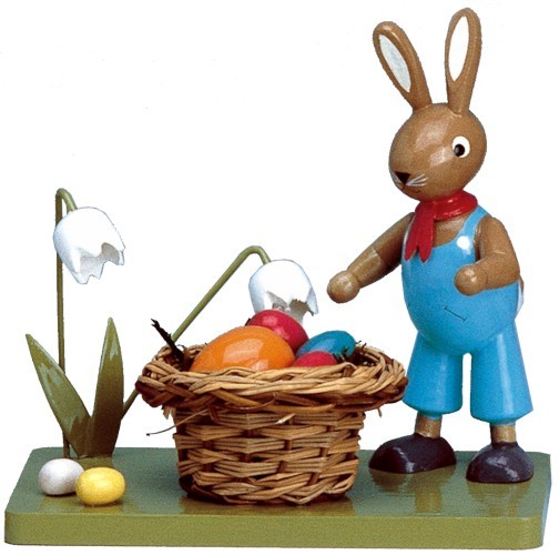 Hase mit Osternest Hase mit Osternest