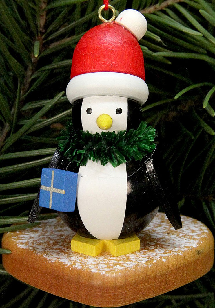 Baumbehang Pinguin auf Lebkuchenherz