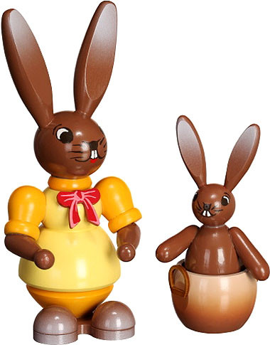 Hasenfrau mit Kind im Korb Hasenfrau mit Kind im Korb