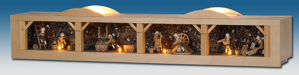 Sockel mit Bergwerk unter Tage, mit Haspelknecht, für Schwibbögen bis 74 cm Sockel mit Bergwerk unter Tage, mit Haspelknecht, für Schwibbögen bis 74 cm
