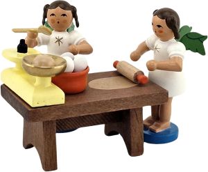 Bäckertisch mit 2 Engeln