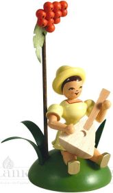 Blumenkind mit Vogelbeere und Balalaika, sitzend, farbig