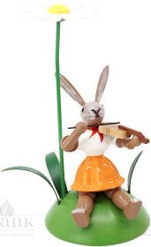 Osterhase sitzend mit Margerite und Violine, farbig