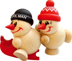 Holzfigur Cool Man - Freddy schiebt Schlitten