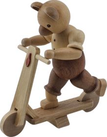 Bär auf Roller Bär auf Roller