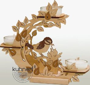 Blütenkranz mit Vögeln