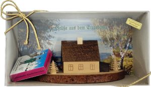 Räucherhäuschen im Geschenkkarton