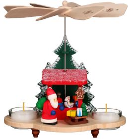 Pyramide Weihnachtsmann auf Striezelmarkt