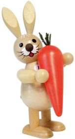 Osterhase mit Möhre