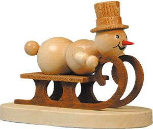 Schneemann - Rennschlittenfahrer mit Sockel