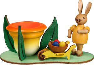 Sockel - Eierbecher mit Hase und Schubkarre